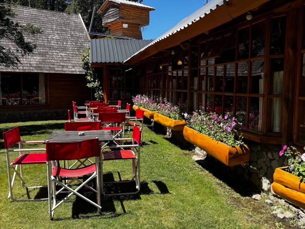 Las mesas del jardín